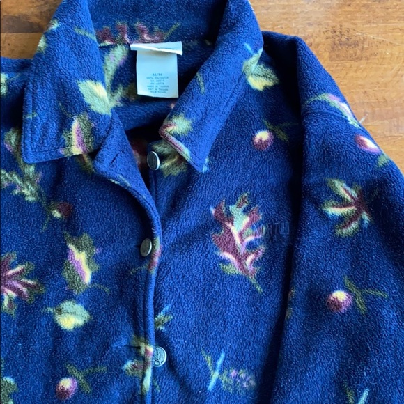 VTG fleece button up🍂 - Picture 3 of 9